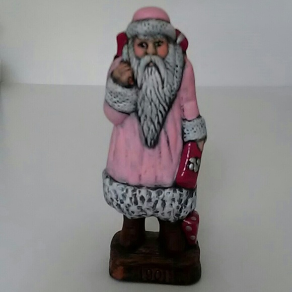 Santa Through the Years Figurines Collections - Picture 5 of 8